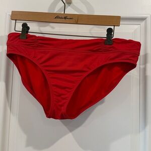 Athleta bikini bottom
See pics for measurements